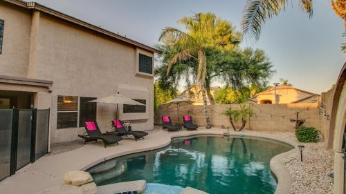 Gilbert Ranch House | Massive 5 bdrm Getaway wPool Hot Tub Game Room