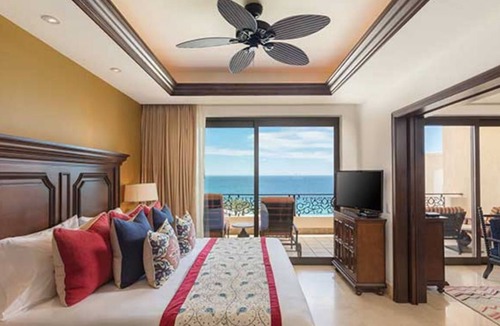 Cabo San Lucas Resort | Master Suite - perfect combination of space and privacy!