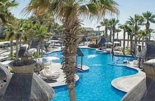 Centro Hotel | Mayan Palace 1BR suite with AC, WiFi in peaceful Puerto Peñasco