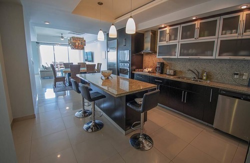 Marina Mazatlan Condo | Mazatlán Solaria Oceanview Condo with Pool 704
