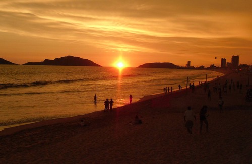 Quintas del Mar Condo | MAZATLAN CERRITOS Quintas del Mar Relaxing. Ocean Front Resort Like Property