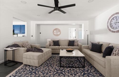 East Mesa House | Mesa Oasis Private Pool Fire Pit Sleeps 6