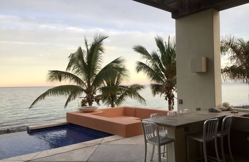 Los Barriles House | Mexican Contemporary Beachfront with Infinity Pool