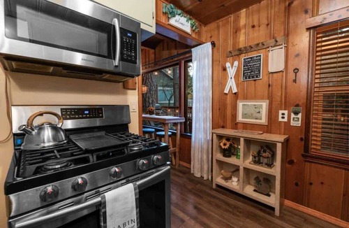 Crestline House | Micro Cabin | 1Bed + Loft