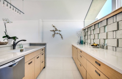 Araby Condo | Mid-Century Modern Gem in Iconic Barry Berkus Community – Park Imperial South