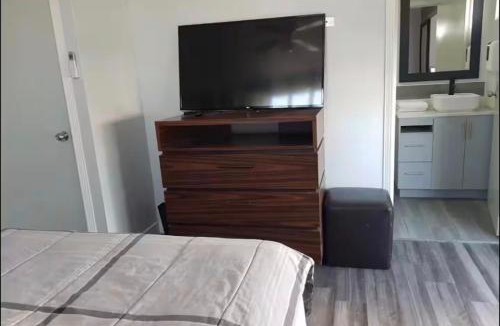 Avenida Revolucion Hotel | Mini suite in House or Varz hotel boutique