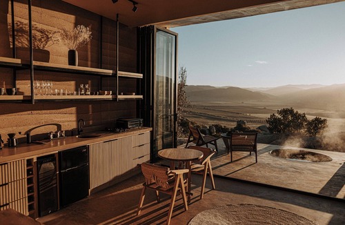 Valle de Guadalupe Hotel | MIRA Earth Studios