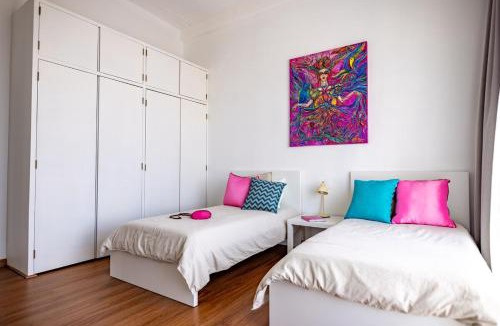 Americana Apartment | Mirador del Alba Expiatorio Skyline Penthouse
