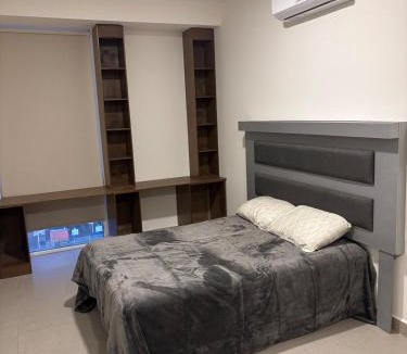 Monterrey Apartment | Mirall Tower, 3 Bedrooms, 4 People, Parking