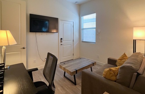Desert Ridge West House | Modern 1-Bed Suite Near Desert Ridge, Mayo Clinic, Waste Management Open