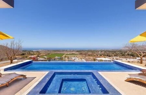 El Pescadero Villa | Modern 2 Bedroom Partial Villa Rental with Pool & Hot Tub, 2 Bedroom 2.5 Bath Pool and Jacuzzi