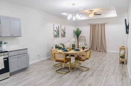 Brownsville House | Modern 2BR at The Sunset Palm – Close to South Padre, SpaceX & Retail Hub