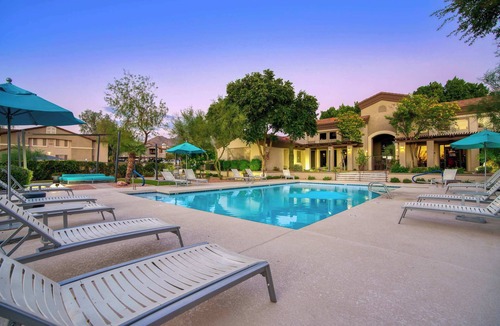 McDowell Mountain Apartments Apartment | Modern 3-BR Condo near Kierland