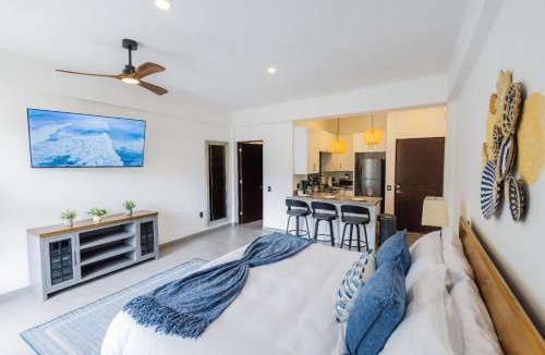 Centro Apartment | Modern Condo Walk to Marina, Dining & Nightlife