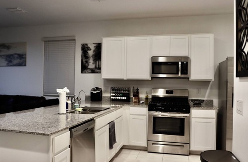 South Mountain House | Modern Desert Oasis - Private Pool - Sleeps 9 Guests - Near DT & Airport
