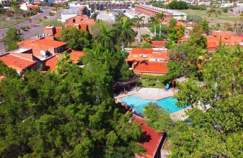 San Carlos Condo | Modern family-size condo in the center of San Carlos, Sonora.