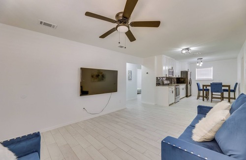 Edinburg House | Modern Home in Edinburg: Half-Mi Walk to UTRGV!