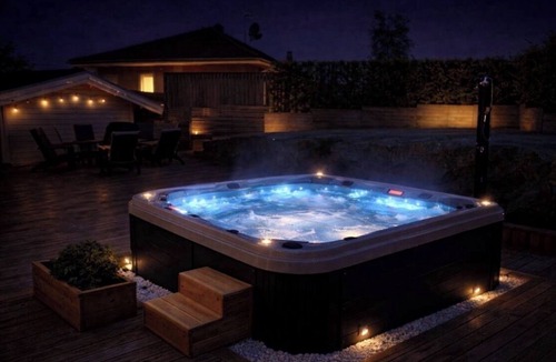Partille House | Modern home with jacuzzi, near the lake and Gothenburg