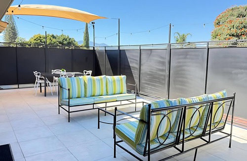 San Antonio Tlayacapan House | Modern 3-Bedroom Retreat in Ajijic-Walk To Everything-Gym-Pickleball-Golf Cart