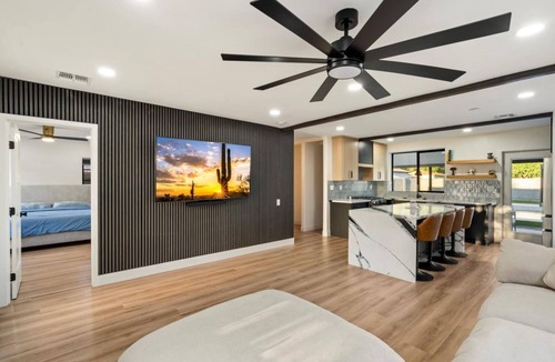 Fairview Historic District House | Modern Oasis 2Bd/2Ba with Heated Pool near Downtown PHX