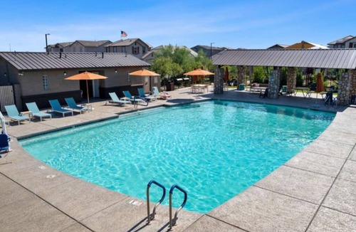 Surprise House | Modern Retreat - Pool - Fire Pit - Near Lake - Surprise Stadium - Near Sports