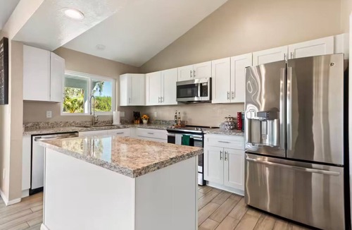 Tempe House | Modern Retreat - Private Pool - Hot Tub - Huge Lot