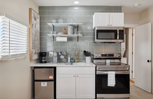Tempe Apartment | Modern Studio | Private Patio | Near airport