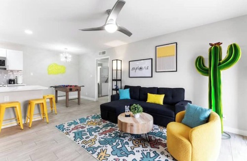 Tempe Apartment | Modern, stylish condo in Sun Devil Country