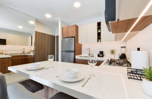 Monterrey Apartment | ¡Moderno departamento en Torre Colonia!