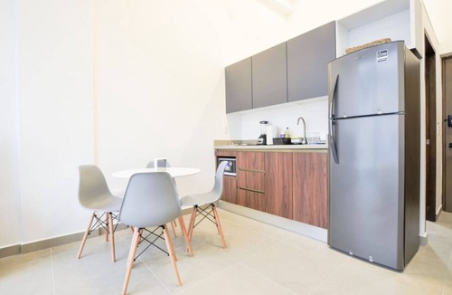 Monterrey Apartment | ¡Moderno Loft en San Jerónimo! Cama King + Wifi