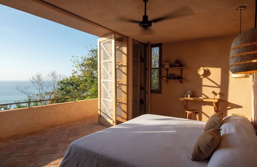 Santa Maria Tonameca House | Monte LaLaLa - Eco-Lodge à Mermejita - Vue imprenable depuis la piscine!