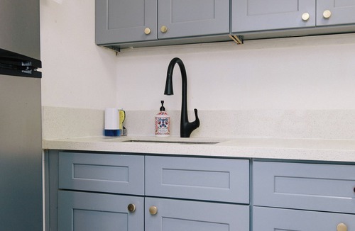 Walnut Valley Apartment | Monthly Stay! Modern and Private w Kitchenette