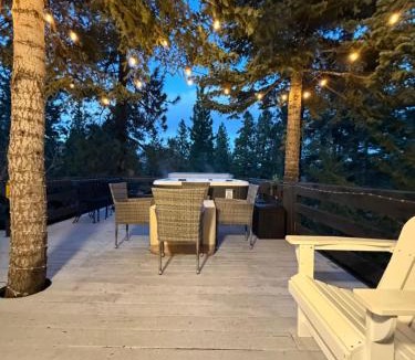 Big Bear Lake House | Moonridge Bear Mountain Cabin Hot Tub Pet Friendly Walk to Slopes Hike Golf Zoo