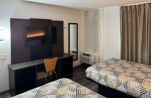 Brownsville Hotel | Motel 6 Brownsville, TX