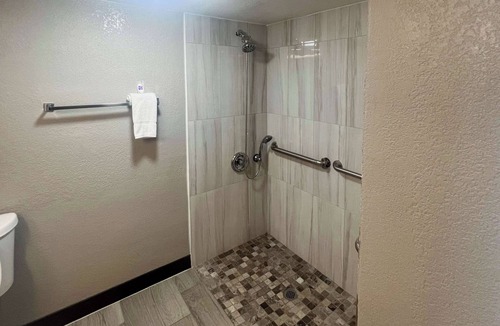 Glendale Hotel | Motel 6 Glendale, AZ