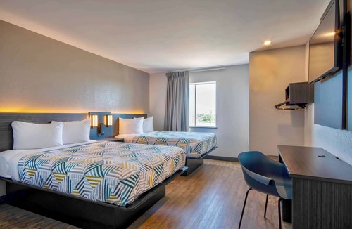 Harlingen Hotel | Motel 6 Harlingen, TX