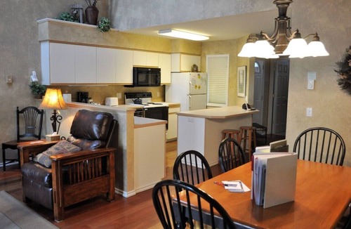 Whitefish Condo | Mountain Harbor Woodland Retreat, Condo 209