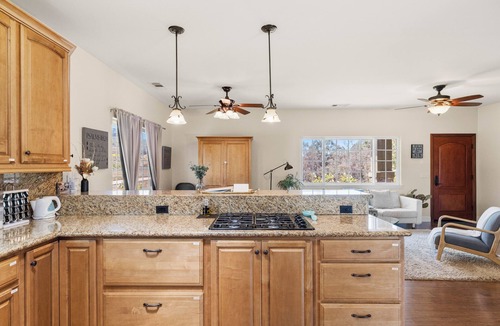 Temecula House | Mountain Retreat: 5 acre Views + 6 min to Old Town, 15 min to Wineries