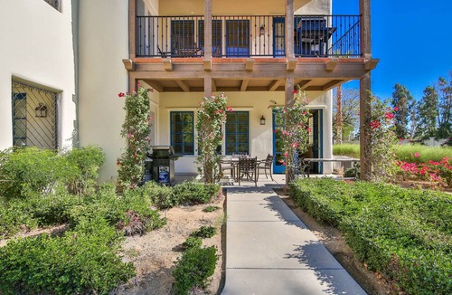 La Quinta Condo | Mountain Views! Unobstructed Desert/Mountain Views, large yard, Pet Friendly! - Ground Floor (L71)