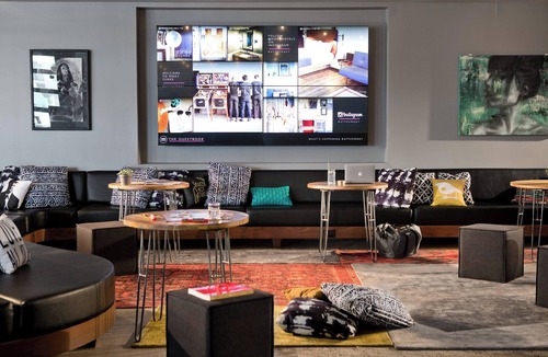 Tempe Hotel | MOXY Phoenix Tempe/ASU Area
