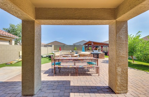 Entrada Del Oro House | Mtn-View Getaway w/Outdoor Oasis in Gold Canyon