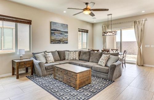Mohave Valley House | Mtn-View Home w/Patio, 3 Mi to Colorado River!