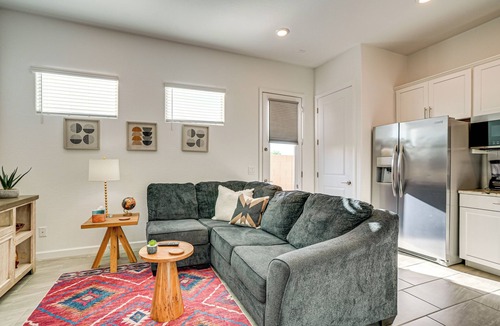 Buckeye House | Mtn Views & Private Hot Tub: Buckeye Getaway