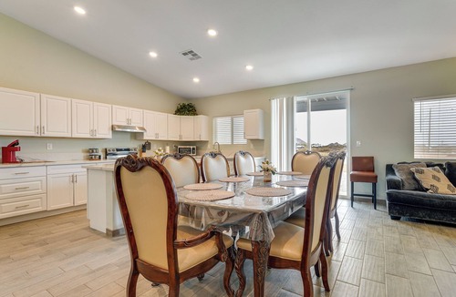 Casa Grande House | Mtn Views: Spacious Family Home in Casa Grande!