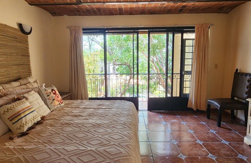 Ixtlahuacan de los Membrillos House | Charming room near Chapala