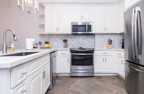 Sandy Beach Condo | Beautifully Remodeled 1Bd/1Bath in Bella Sirena Mexico Beach Resort Condos
