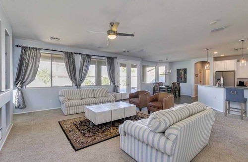 Rovey Farm Estates House | Myrtle Summary: Looki