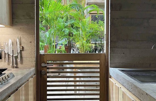 Saladita House | Nami - Casa Macu Saladita surf break