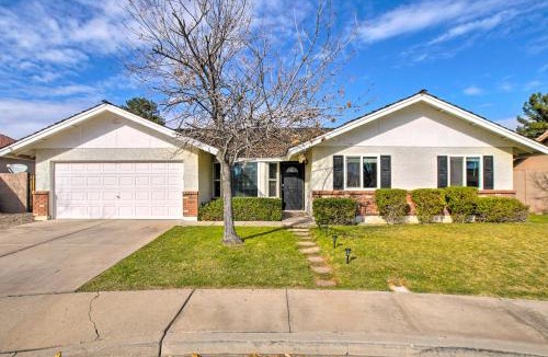 Meadows House | Near Golf & Entertainment! Gilbert Family Getaway