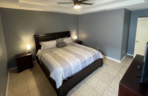 Edinburg Apartment | Near UTRGV, Region One and HEB Park apt.